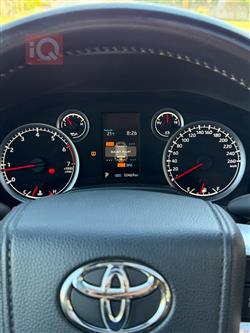 تۆیۆتا لاند کروزەر